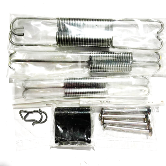 JGO DE RESORTES DE FRENO TRASERO TOYOTA HILUX. ORIGINAL TOYOTA GENUINO MALASIA 04942-0K130/ Total 16 Uds/ 2uds Resortes140x10 2uds Resortes 120x10 2uds Resortes 145x14 4uds Clavos 45mm de largo 4uds Planchas seguro patin 33x16 2uds Seguro 22mm