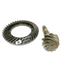 [5539] PIÑON Y CORONA TRASERO 37X9 TOYOTA LAND CRUISER 3F. TC JAPAN 41201-69166/5/7 // Piñon arriba 22mm Tuerca 22mm x 40mm x 30mm x 43.5mm Piñon abajo 9 diente 63mm x 88mm Corona 37 dientes 12 huecos para perno 144mm distancia de huecos 12mm diámetro de cada hueco 137.5mm diámetro interno 233mm diámetro externa 28mmm alto